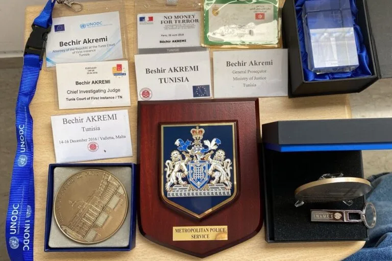 Juge Bechir Akremi السيرة الذاتية
